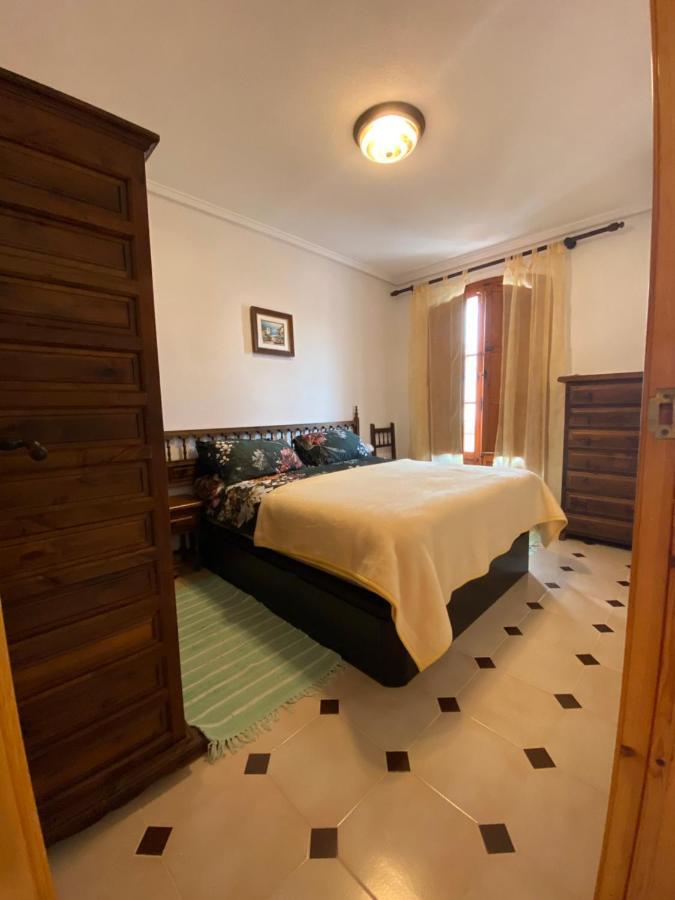 Orihuela Costa 2-Bedroom 1-Bath Renovated Vacation Rental On La Zenia Beach Esterno foto