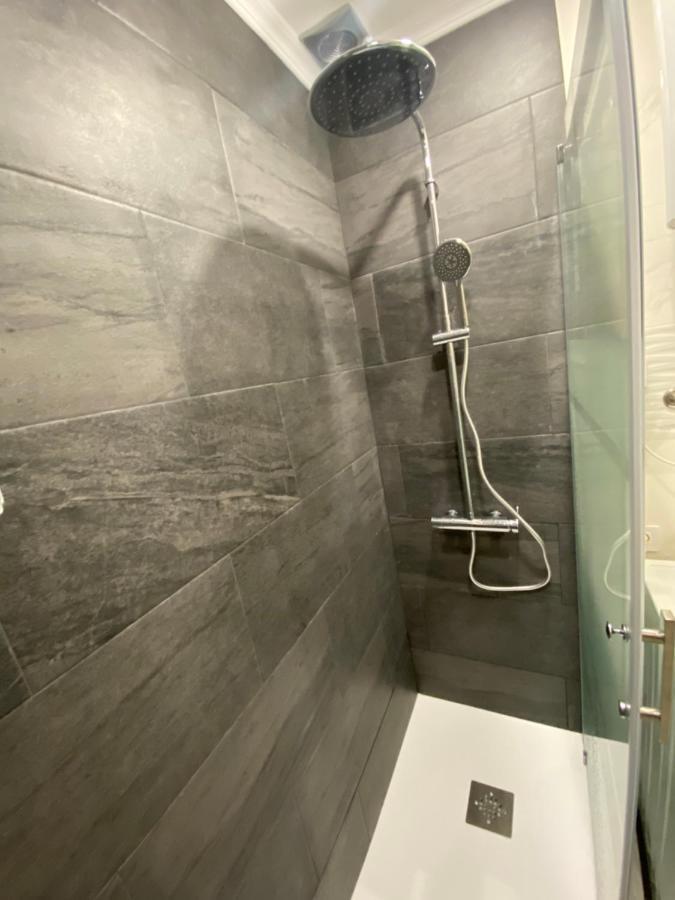 Orihuela Costa 2-Bedroom 1-Bath Renovated Vacation Rental On La Zenia Beach Esterno foto