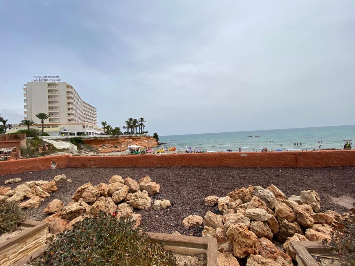 Orihuela Costa 2-Bedroom 1-Bath Renovated Vacation Rental On La Zenia Beach Esterno foto
